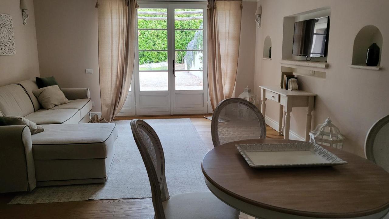 פורמלו Suite Indipendente In Villa מראה חיצוני תמונה